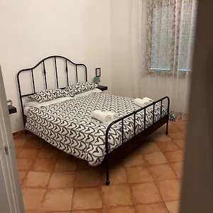 Apartament House, Fiumicino